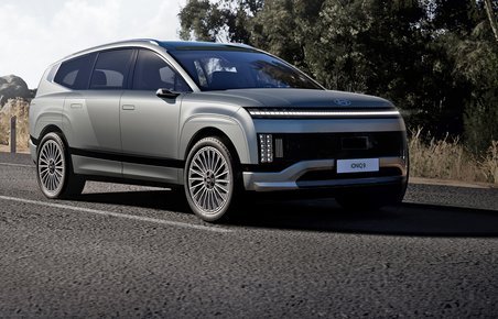 Hyundai Ioniq 9 forfra.