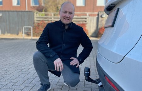 Forhandler slap ikke af krogen