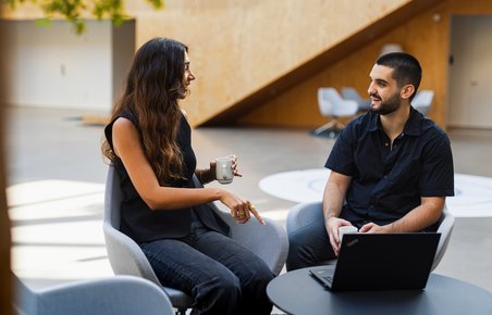 Studentermedhjælper til sociale medier hos FDM