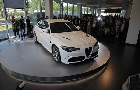 Alfa Romeo Giulia ved præsentationen.
