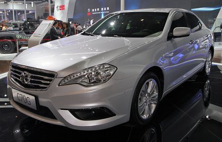 Saab 9-5 er ikke til at kende som BAIC C70G. 