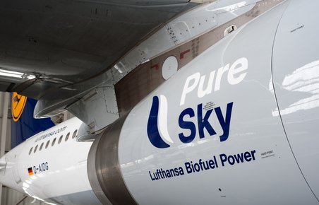 Den første flyvning med 50 procent biobrændstof i tankene gik fra Hamburg til Frankfurt