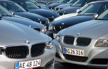 Danske BMW-kunder er blevet ramt af, at BMW ikke har kunnet skaffe reservedele.