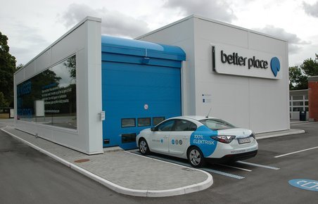 Femte Better Place-batteriskiftestation blev åbnet fredag.