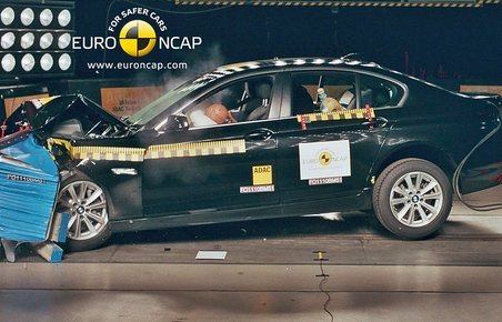 BMW 5-serie i Euro NCAPs crashtest.