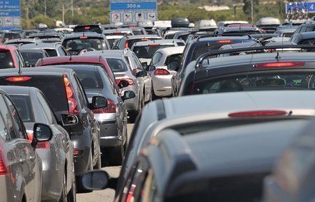 Trafik kaos og veje, der sprækker kan hurtigt skabe kødannelser på de tyske motorveje