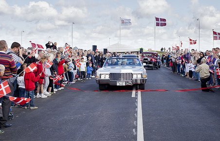 En klassisk Cadillac foretog den officielle indvielse af Gørløse Omfartsvej.