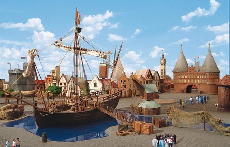 Hansa-Park i Nordtyskland er blot en af de mange forlystelsesparker man kan finde på www.fdm-travel.dk/forlystelsesparker. 