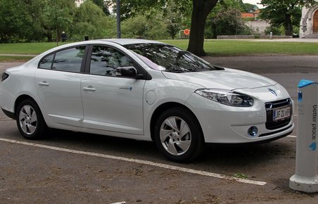 Renault Fluence Z.E. nåede op på knap 200 biler i 2012.