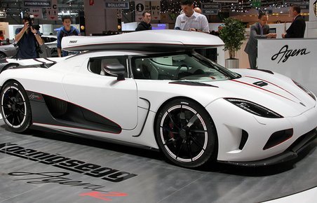 Koenigsegg Agera med tilpasset tagboks.