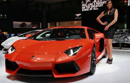 Lamborghini Aventador med den præcise betegnelse LP 700-4.