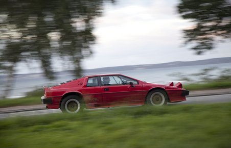 Lotus Esprit Turbo er en af de biler, der fra årsskiftet kan titulere sig veteran, skriver MotorClassic