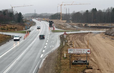 Anlægsarbejdet ved sidste etape af Midtjyske Motorvej, foto fra foråret 2013.