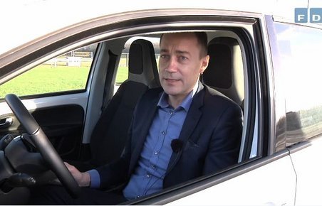 Transportminister Magnus Heunicke fremhævede bl.a. komforten i de miljøvenlige biler.