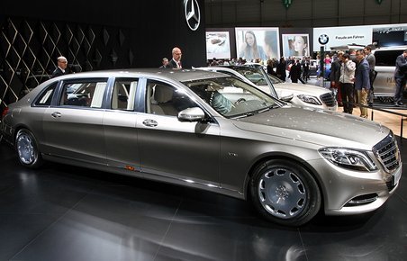 Mercedes-Maybach Pullman.