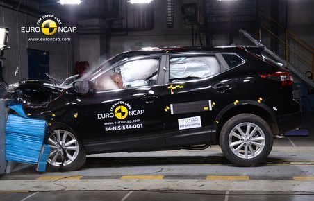 Nissan Qashqai er en af de biler, der har klaret sig rigtig godt i sikkerhedstest i 2014.
