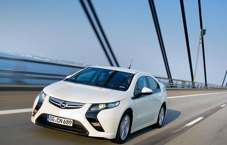 Opel Ampera ser ud til at være på vej i graven.