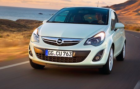 Opel Corsa fås nu i en version, der officielt kører 30,3 km pr. liter. 