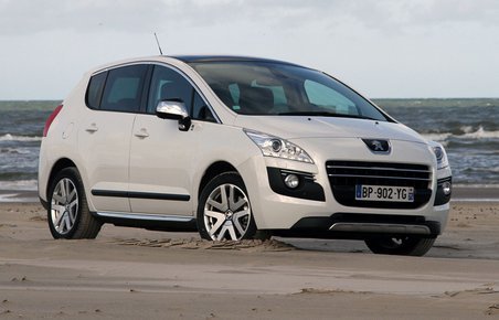 Peugeot 3008 Hybrid4 lanceres i Danmark i det tidlige forår.