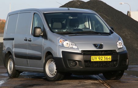 Peugeot Expert - Årets Varebil 2008 - kommer næste år i en Toyota-version.