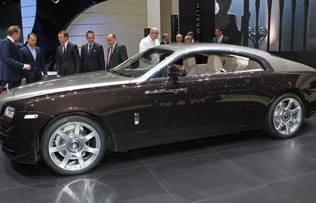 Rolls-Royce Wraith havde verdenspremiere på Genève-udstillingen.