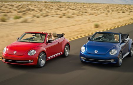 VW Beetle er klar i den åbne udgave med lynhurtig kaleche.