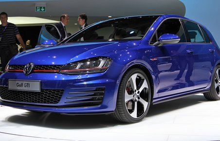 VW Golf GTI i syvende generation. 220 hestekræfter er der under motorhjelmen.