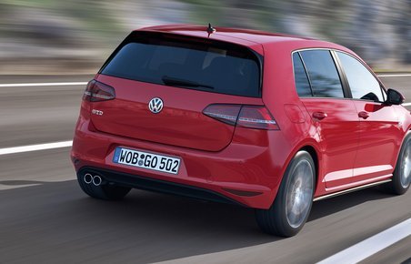VW Golf GTD har en topfart på 230 km/t.