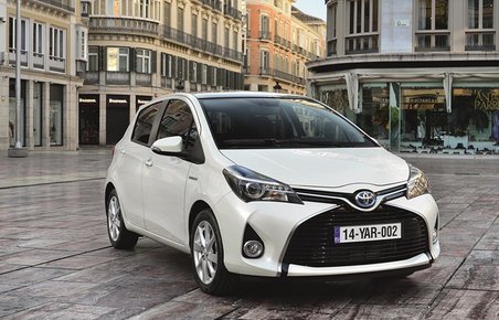 Den nye Toyota Yaris dukker op efter sommerferien med en tydeligt ændret front. 